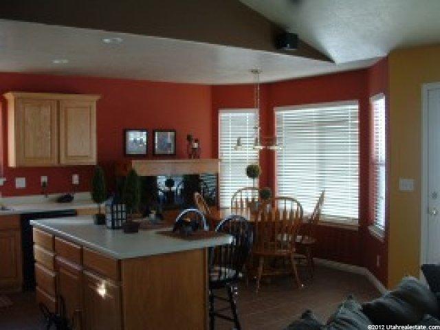 2967 W 1950 N, Clinton, UT 84015 — photo 4