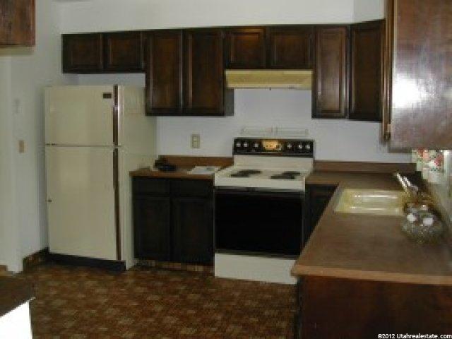 9671 S 2720 E, Sandy, UT 84092 — photo 4