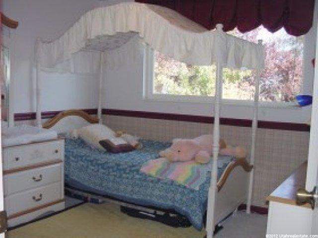 359 E 650 S, Kaysville, UT 84037 — photo 4