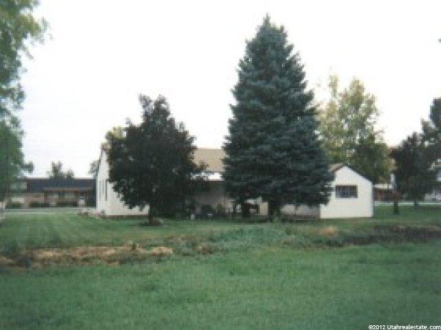 137 W Center St, Lewiston, UT 84320 — photo 2