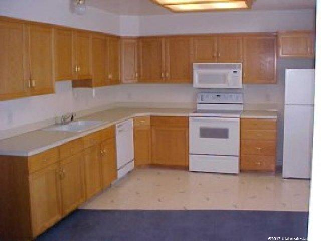 499 N 200 W #28, Bountiful, UT 84010 — photo 5