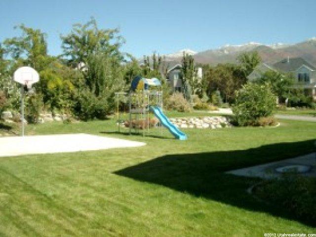 259 E Shadowbrook Ln, Kaysville, UT 84037 — photo 7