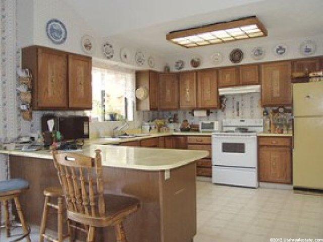 9107 Meadow Ct, Sandy, UT 84093 — photo 5