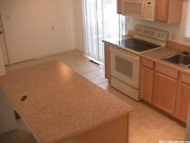 2010 W 5900 S, Roy, UT 84067 — photo 4