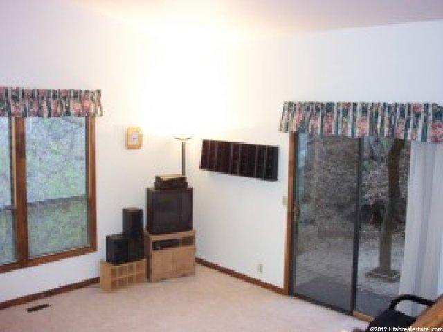 3587 Lexington Dr, Bountiful, UT 84010 — photo 4