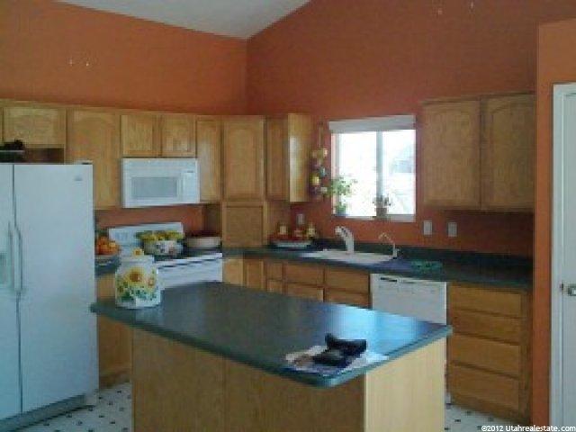 604 E 2200 S, Clearfield, UT 84015 — photo 3