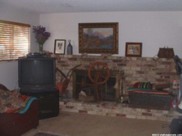 6225 Lorreen Dr, Murray, UT 84121 — photo 2