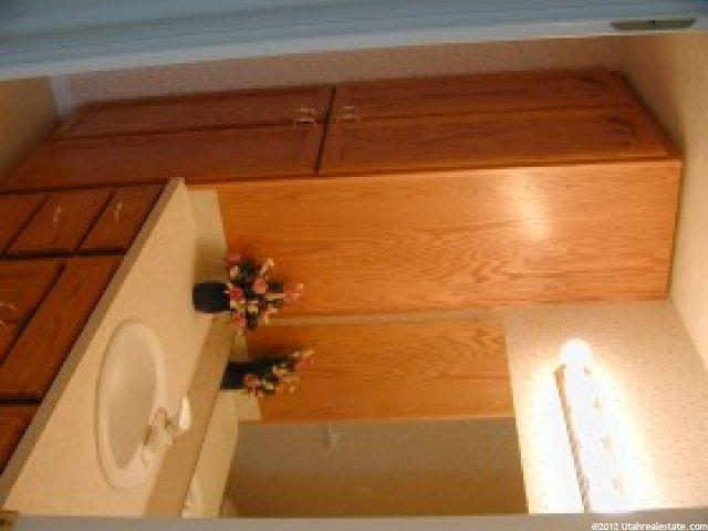 1660 E 900 S ##4, Clearfield, UT 84015 — photo 4