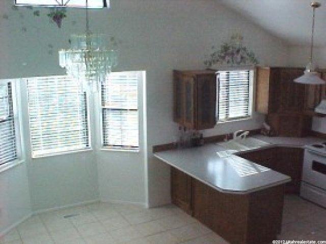 7898 Peachwood Dr, South Weber, UT 84405 — photo 2