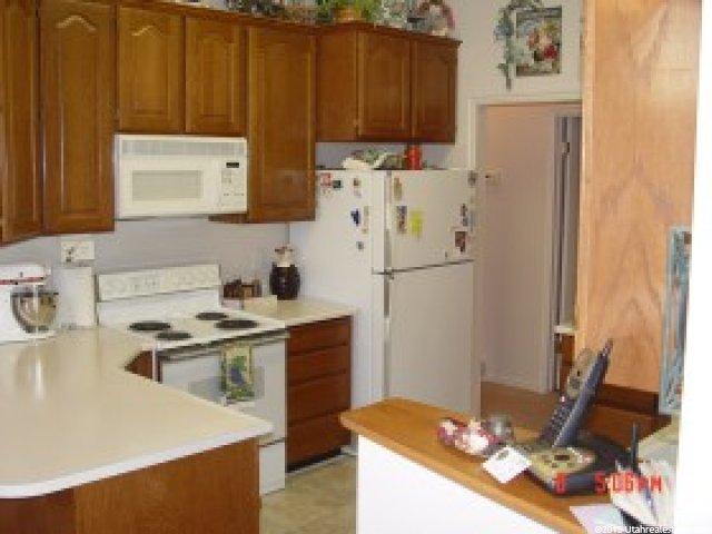228 W 3450 N, Pleasant View, UT 84414 — photo 4