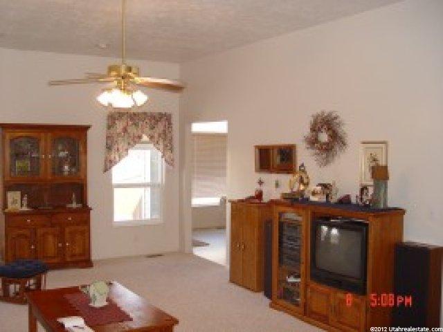 228 W 3450 N, Pleasant View, UT 84414 — photo 5