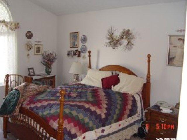 228 W 3450 N, Pleasant View, UT 84414 — photo 6