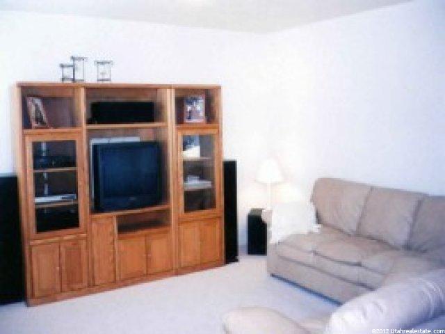 387 W 1875 N, North Ogden, UT 84414 — photo 3