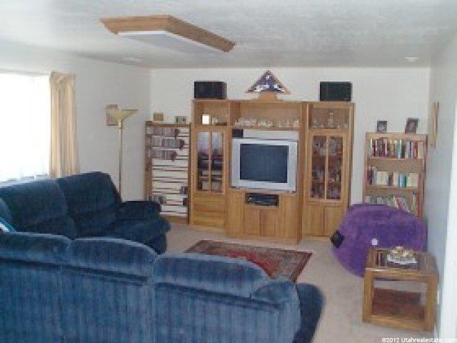 1896 S 2590 W, Syracuse, UT 84075 — photo 3
