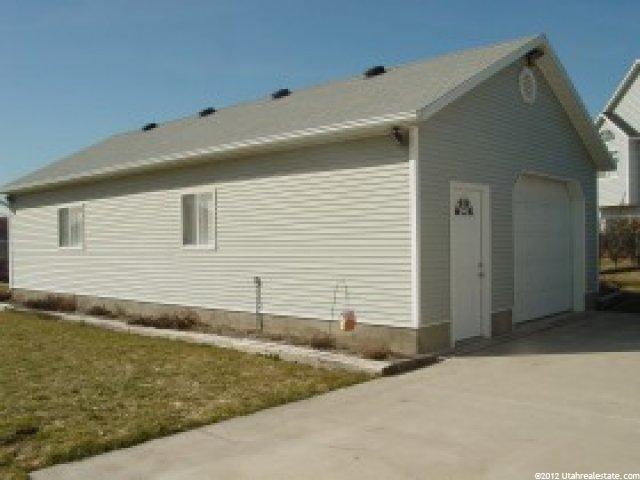 2863 Victorian Dr, Riverton, UT 84065 — photo 2