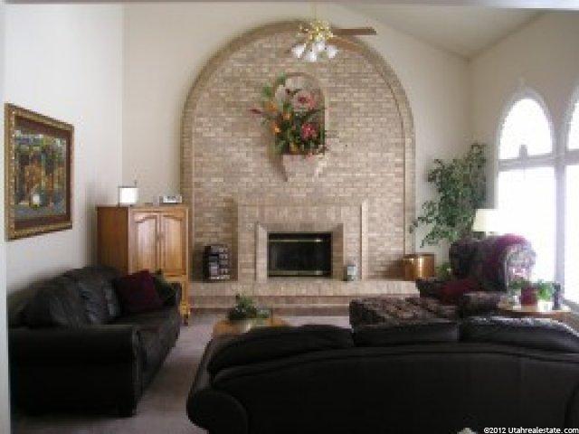 6 Cherry Woods Lane, Sandy, UT 84092 — photo 3