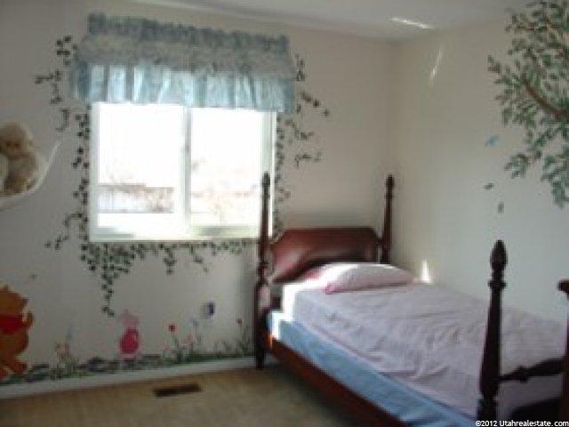 10813 Granite Dr, Sandy, UT 84094 — photo 7