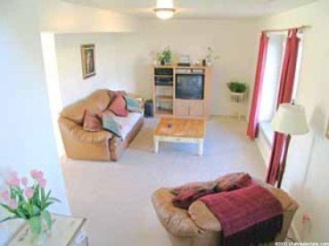 2161 W 1630 N, Clinton, UT 84015 — photo 4