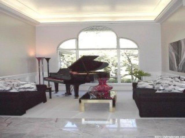 5258 Arapaho Dr, Ogden, UT 84403 — photo 3
