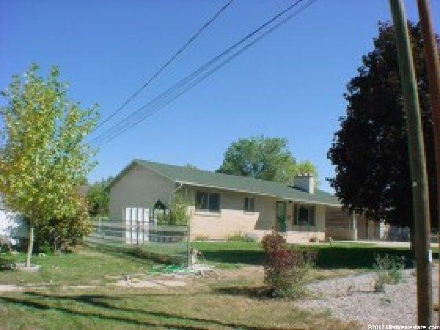 240 W 300 S, Mt Pleasant, UT 84647 — photo 3