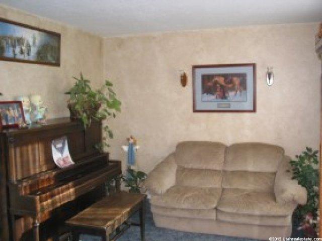1678 N 1400 W, Clinton, UT 84015 — photo 3