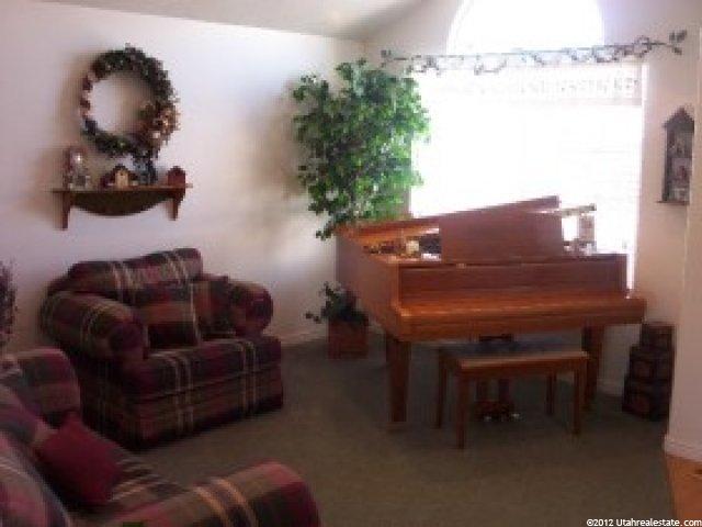 2167 W 1630 N, Clinton, UT 84015 — photo 2