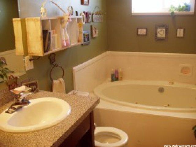 567 S 300 E, Providence, UT 84332 — photo 4