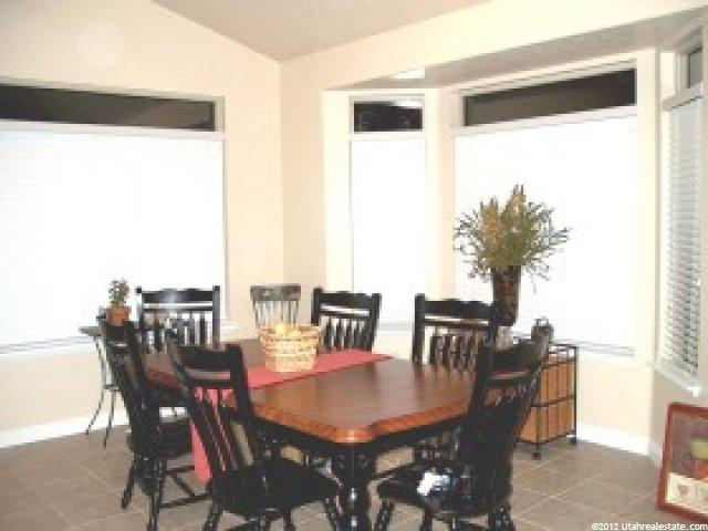 431 Crystal Spring Dr, Draper, UT 84020 — photo 2