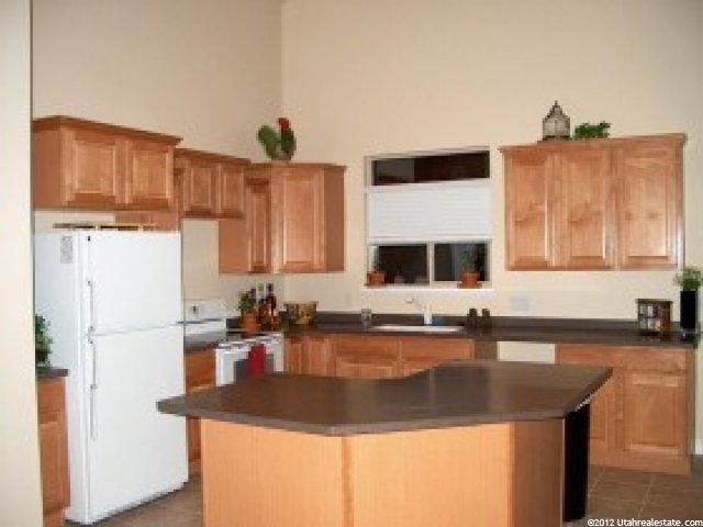 431 Crystal Spring Dr, Draper, UT 84020 — photo 3