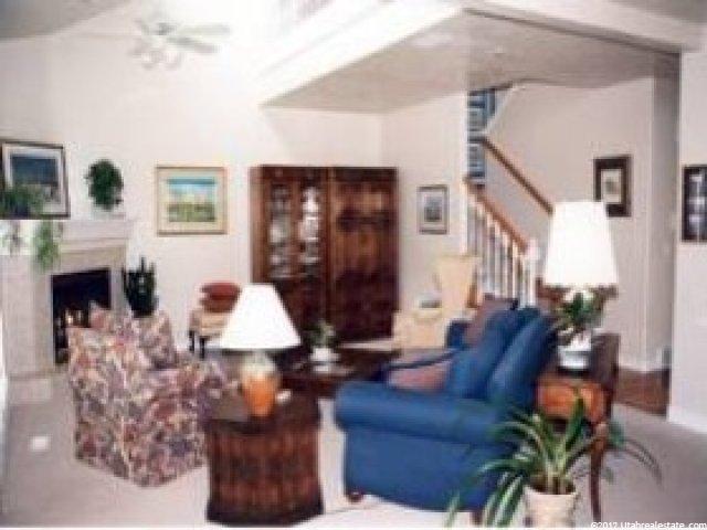 77 Hillsborough Dr, Pleasant View, UT 84414 — photo 4