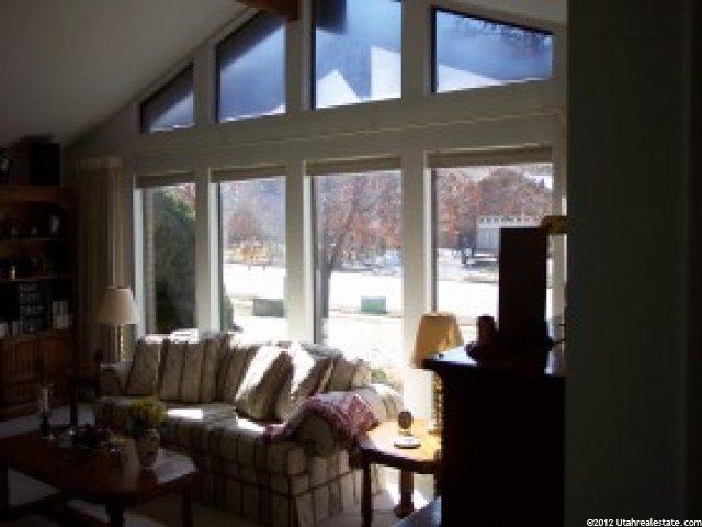 1286 E Snowcreek Dr, Layton, UT 84040 — photo 4