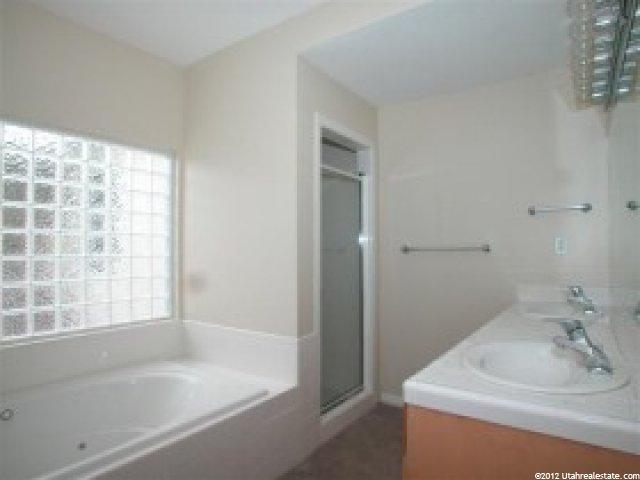 2277 Arbor Ln, Holladay, UT 84117 — photo 5