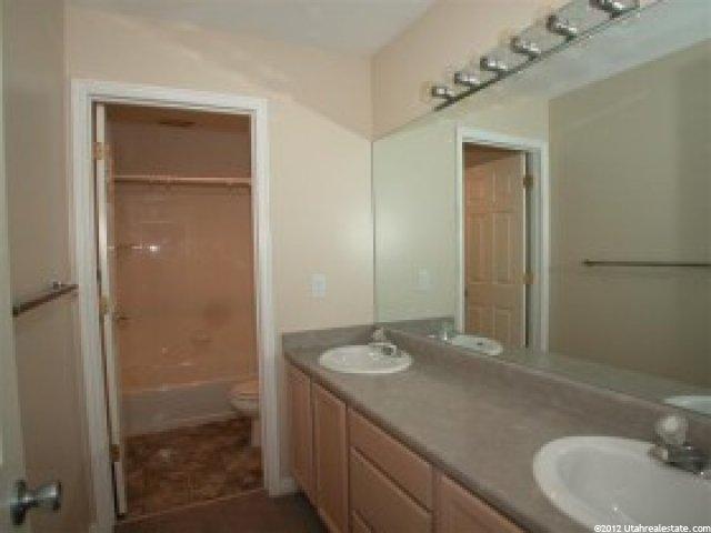 2277 Arbor Ln, Holladay, UT 84117 — photo 6