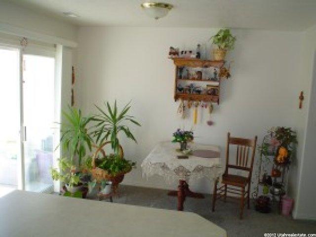 1021 Sara Ln, Ogden, UT 84404 — photo 4