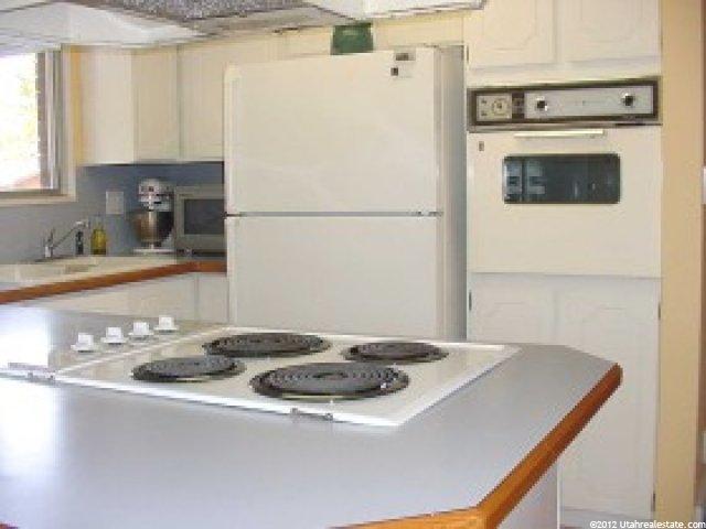 4647 S 2475 W, Roy, UT 84067 — photo 3