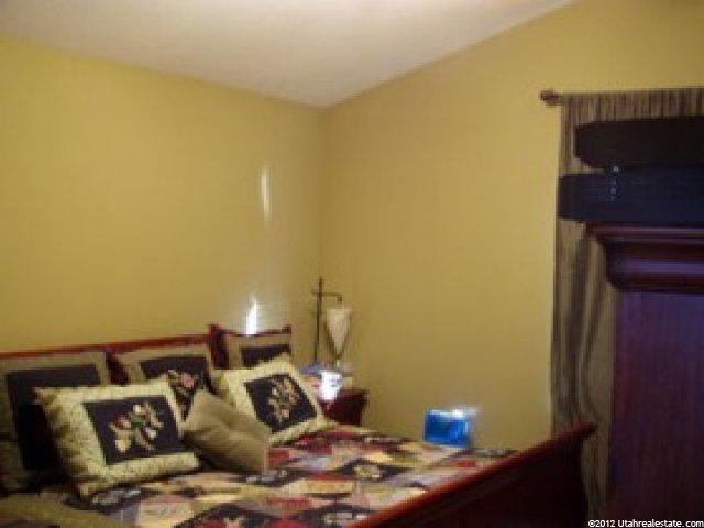686 E Abbottsford Ln, Sandy, UT 84070 — photo 5