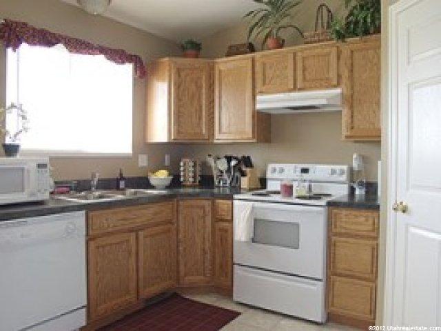 66 E 2450 S, Clearfield, UT 84015 — photo 3
