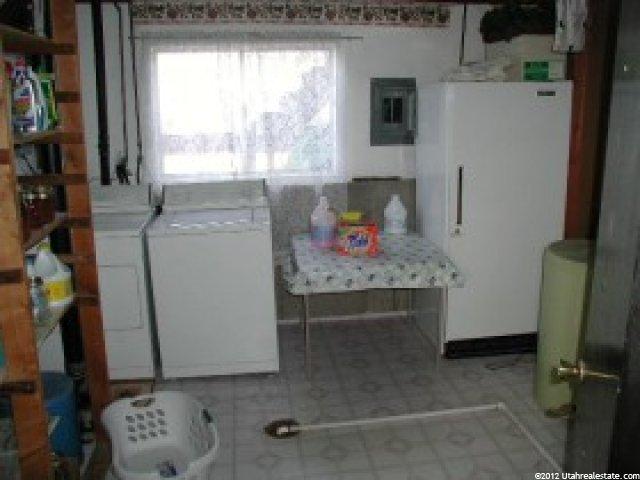 625 S 300 W, Salem, UT 84653 — photo 2