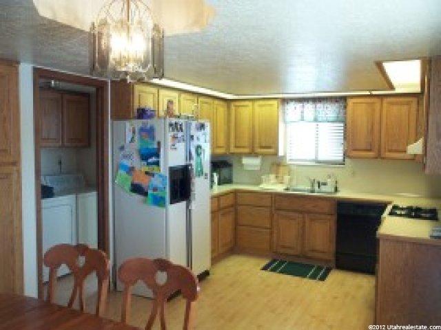 1484 E 2375 N, Layton, UT 84040 — photo 4