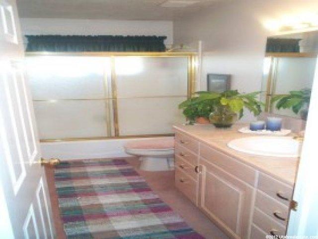 919 W 2525 S, Syracuse, UT 84075 — photo 8