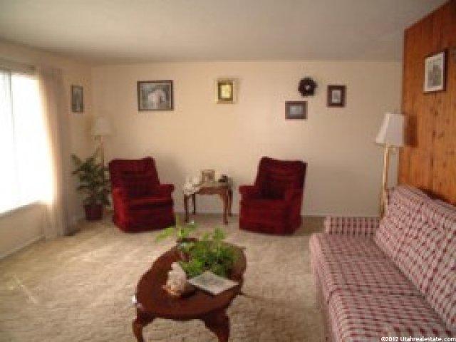 673 W 550 N, Clearfield, UT 84015 — photo 2