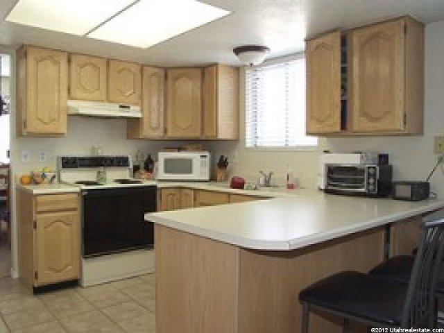 7952 South 1025 E, Sandy, UT 84094 — photo 4