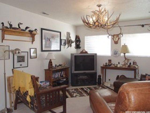 7952 South 1025 E, Sandy, UT 84094 — photo 8