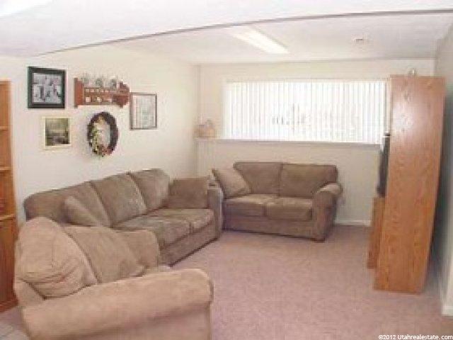 943 E 400 S, Kaysville, UT 84037 — photo 4