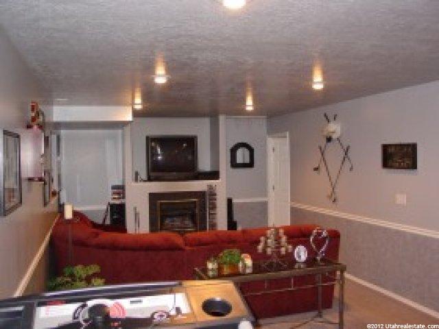 2122 N 950 W, Clinton, UT 84015 — photo 8