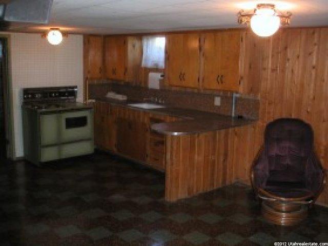 734 E Center St, Kaysville, UT 84037 — photo 8