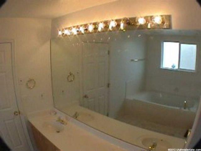 10251 Hickory Point Dr, Sandy, UT 84092 — photo 3