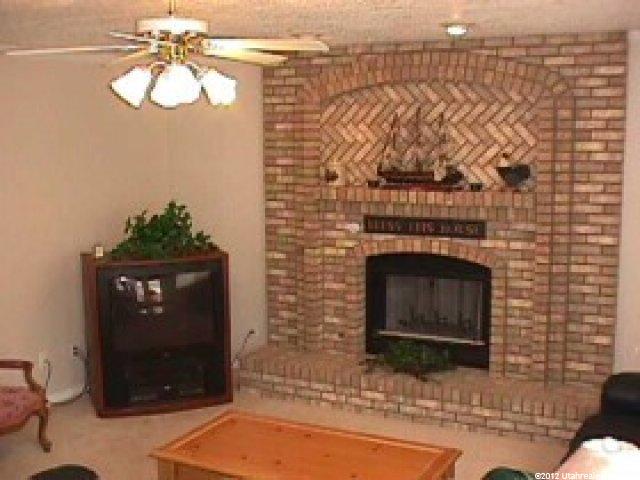 10251 Hickory Point Dr, Sandy, UT 84092 — photo 6