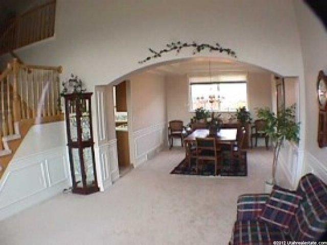 10251 Hickory Point Dr, Sandy, UT 84092 — photo 7