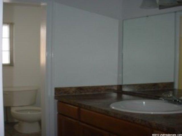 2266 N 2300 E, Layton, UT 84040 — photo 7